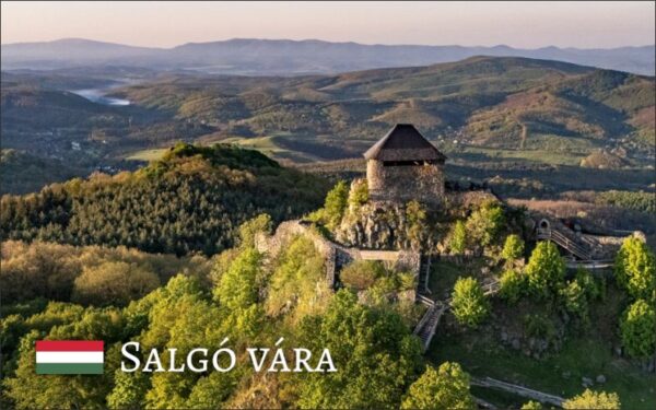 Pryskyřičná magnetka - Hrad Šalgó II.
