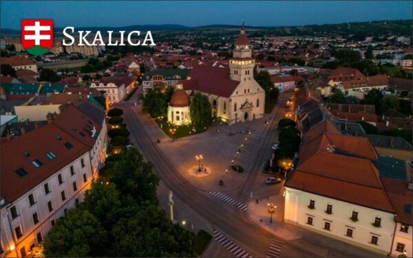 Pryskyřičná magnetka - Město Skalica