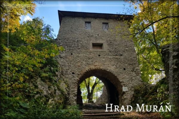 Pryskyřičná magnetka - Hrad Muráň III